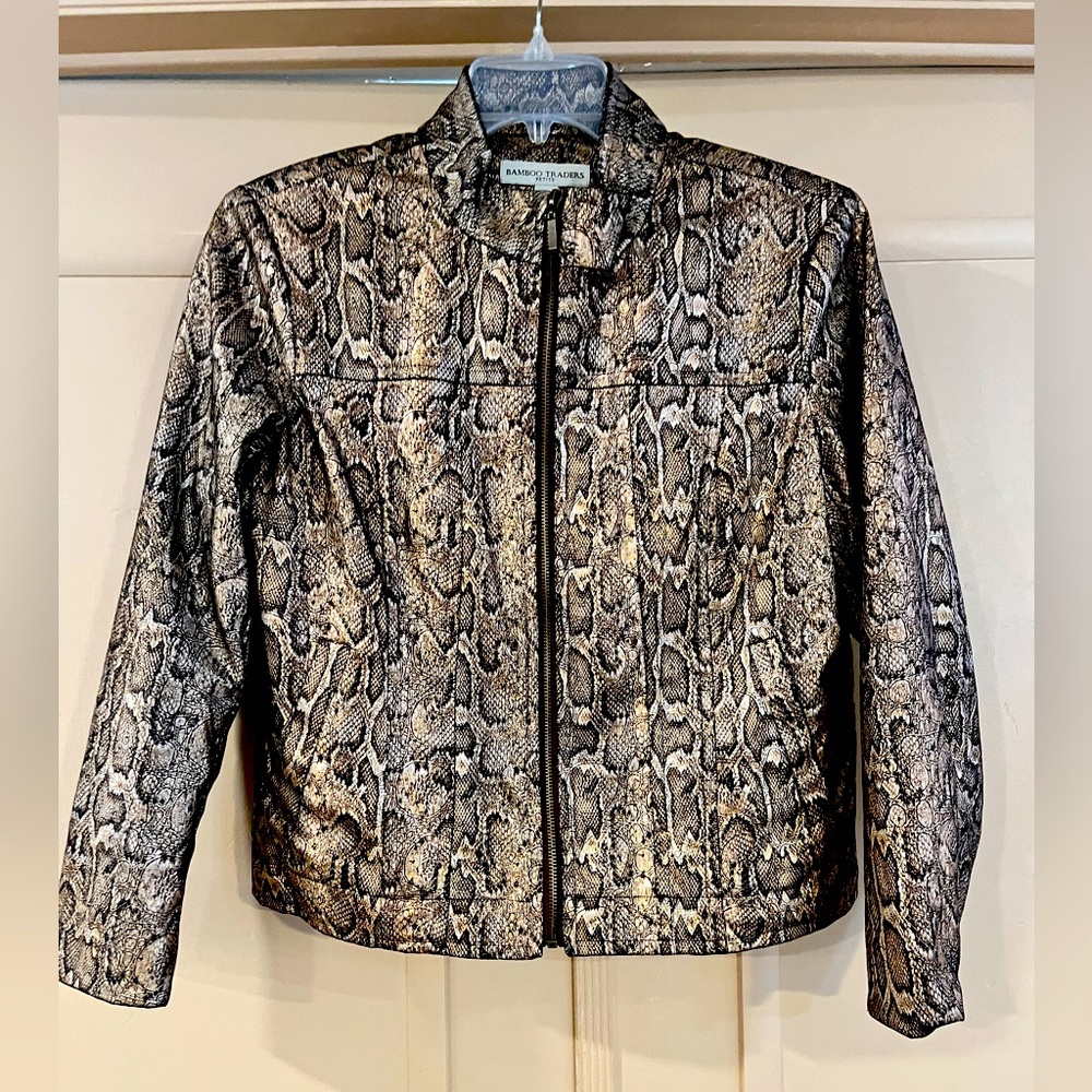 Snakeskin print jacket. Great condition, beautiful print